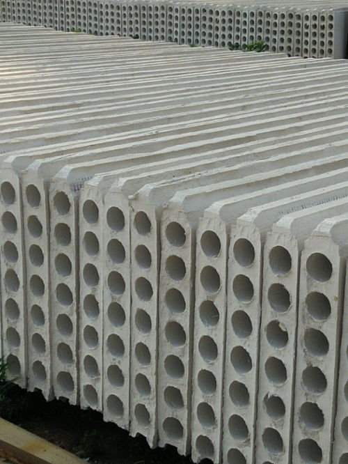 云南華春石膏砌塊廠家 引領(lǐng)綠色建筑材料新趨勢(shì)